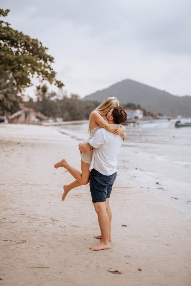 Paarshooting Thailand engangement wild couple shooting 